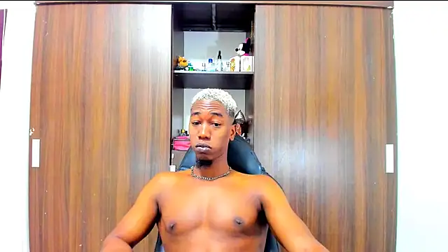 Dreamastercum  online show from 11.29.25