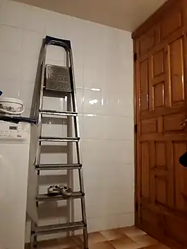 Snapshot of yakot7 chatting on 10.16.25 yakot7 online show from 10.16.25