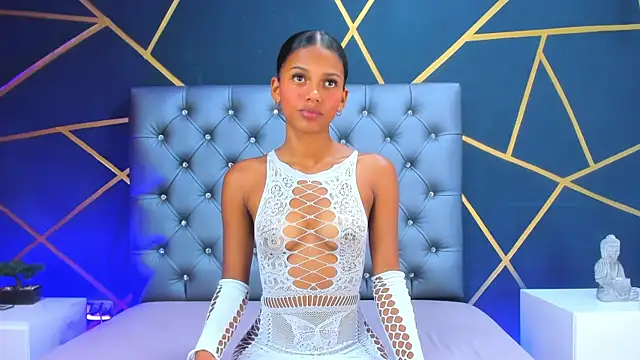 Lia Taylor1 online show from 10.01.25