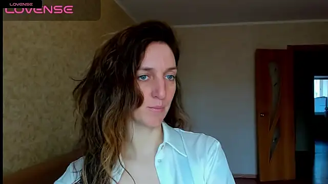 Snapshot of desired_zzoya chatting on 04.15.26 desired zzoya online show from 04.15.26