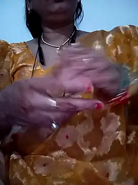 Snapshot of Neha-Bhabhi-Rasily chatting on 10.30.25 Neha-Bhabhi-Rasily online show from 10.30.25