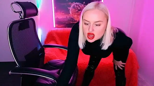 Miss Alice Silver online show from 09.29.25