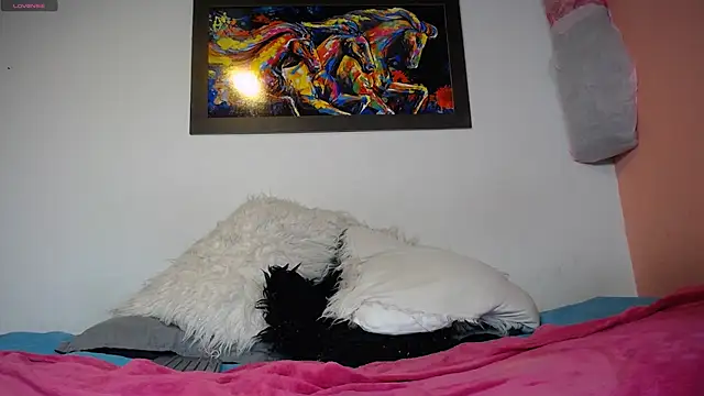 LorenaJoness online show from 03.17.25