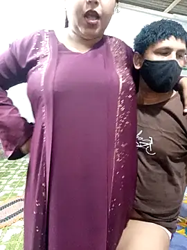 Pakhi Couple 69 online show from 10.16.25