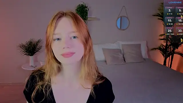 Snapshot of Ckarollina chatting on 09.20.25 Ckarollina online show from 09.20.25