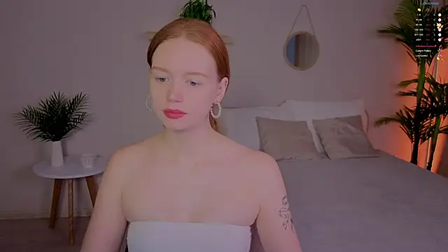 Snapshot of Ckarollina chatting on 10.11.25 Ckarollina online show from 10.11.25