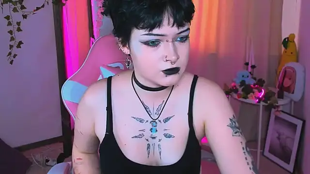 NicoleFlloret online show from 03.21.25