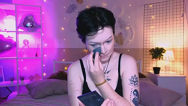 NicoleFlloret online show from 03.22.25