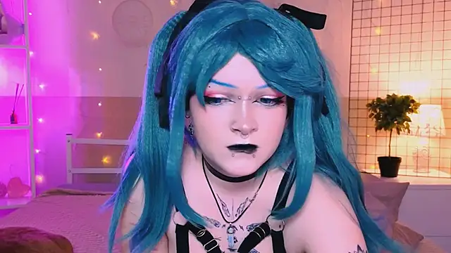 NicoleFlloret online show from 03.22.25