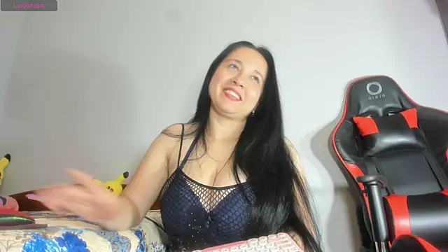 hot-nikol online show from 03.08.26