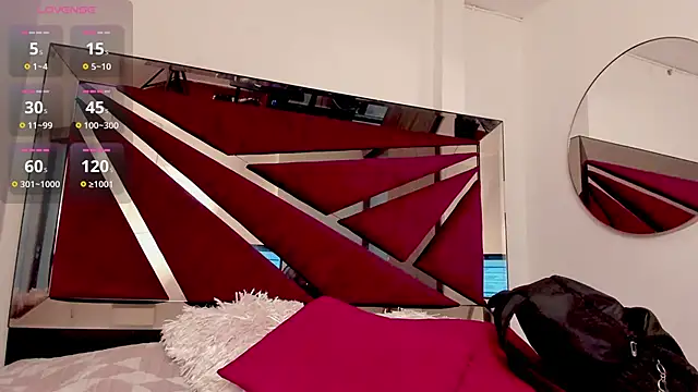 SaskiaGrendel online show from 03.29.26