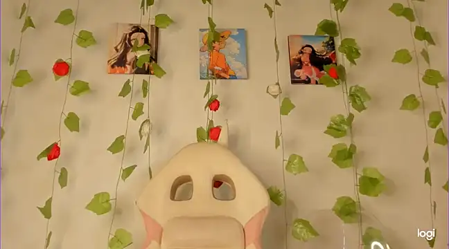 Aprillebony online show from 03.15.25