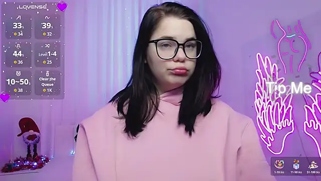 Eliss Shyyo online show from 12.17.25