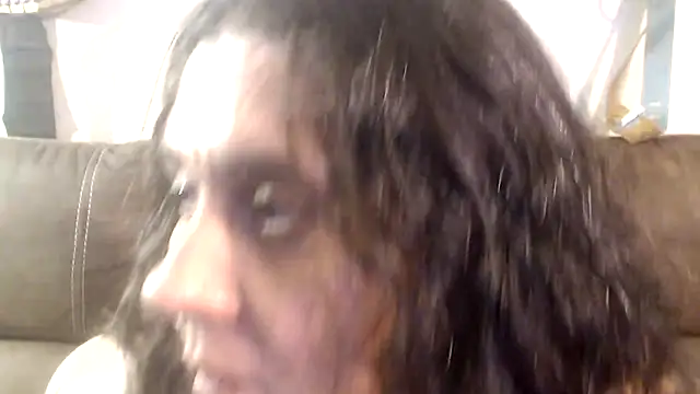 Dreaming Of Blue online show from 09.16.25