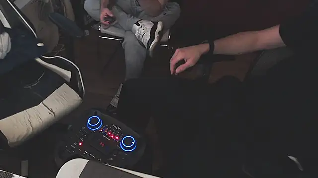 weknowourworth6999 online show from 09.22.25