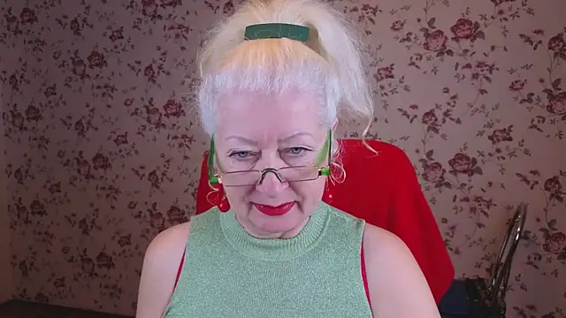 Maya Mayflower online show from 11.28.25