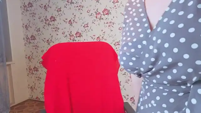 Maya Mayflower online show from 02.15.26