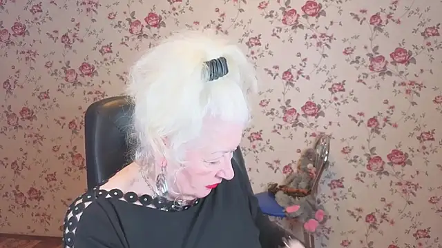 Maya Mayflower online show from 03.05.26