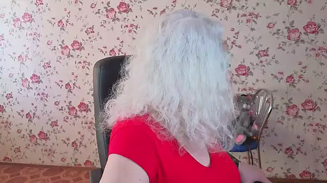 Maya Mayflower online show from 03.12.26