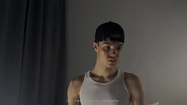 fromedcam online show from 09.11.25