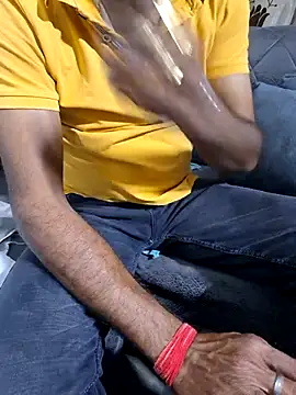 Decant Ruhi143 online show from 10.04.25