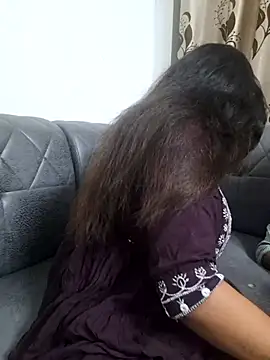 Decant Ruhi143 online show from 10.22.25