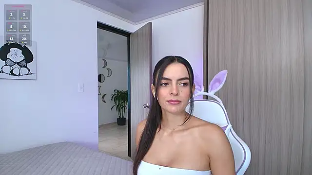 Snapshot of Abigail_cruz chatting on 03.15.25 Abigail cruz online show from 03.15.25
