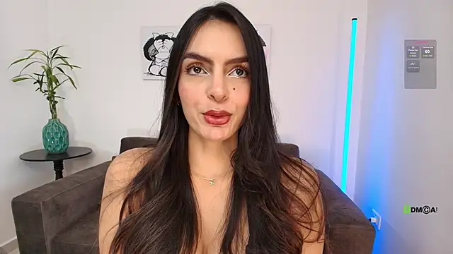 Snapshot of Abigail_cruz chatting on 09.13.25 Abigail cruz online show from 09.13.25