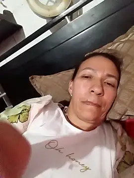 Antonela45 online show from 10.18.25