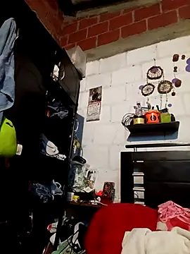 Antonela45 online show from 10.24.25