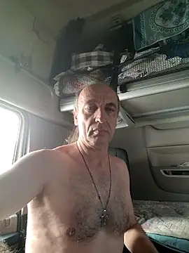 Snapshot of aleksis1313 chatting on 03.13.25 aleksis1313 online show from 03.13.25