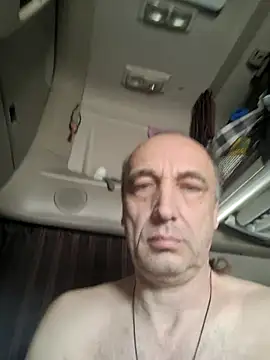 Snapshot of aleksis1313 chatting on 03.21.25 aleksis1313 online show from 03.21.25