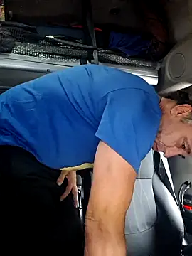 Snapshot of aleksis1313 chatting on 10.09.25 aleksis1313 online show from 10.09.25