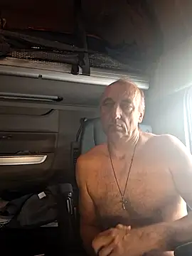 Snapshot of aleksis1313 chatting on 10.12.25 aleksis1313 online show from 10.12.25