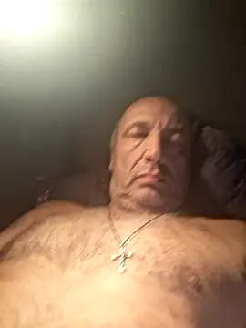 Snapshot of aleksis1313 chatting on 10.15.25 aleksis1313 online show from 10.15.25