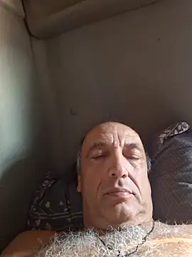 Snapshot of aleksis1313 chatting on 10.18.25 aleksis1313 online show from 10.18.25