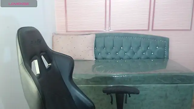 alexa romero t online show from 12.21.25