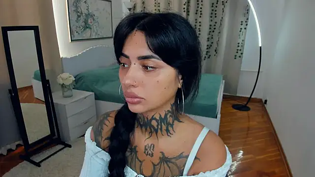 CharimgSabrina online show from 09.22.25