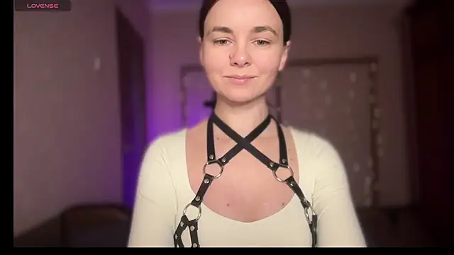 lanaloulou online show from 09.28.25