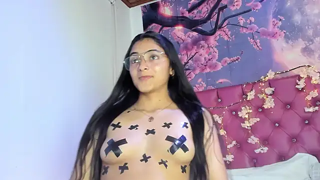 Valen Person online show from 03.11.25