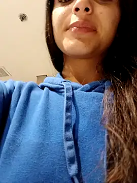 Valen Person online show from 09.24.25