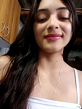 Valen Person online show from 10.11.25