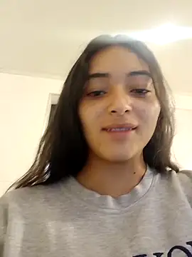 Valen Person online show from 10.31.25