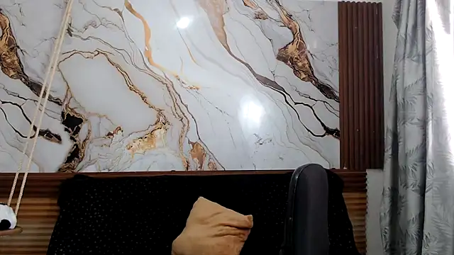 Snapshot of nanis_milf chatting on 09.21.25 nanis milf online show from 09.21.25