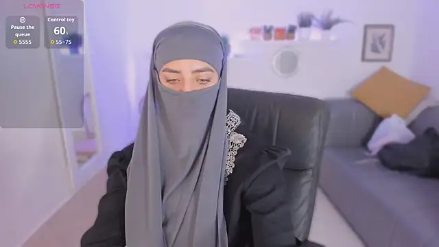 salma arabicc online show from 10.23.25