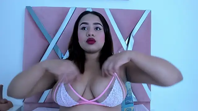 Vero Mendoza online show from 09.18.25