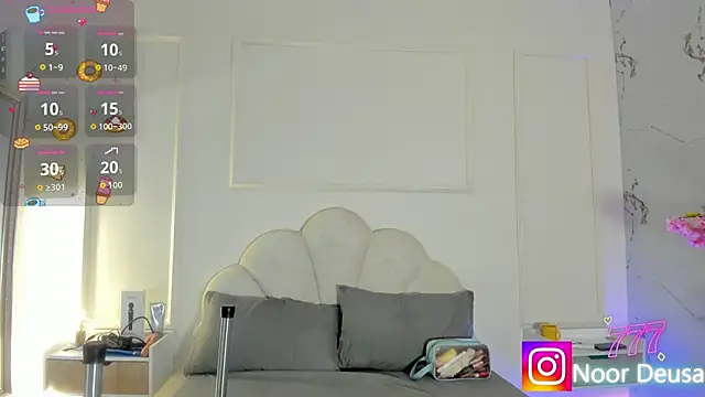 Candaceoweens online show from 03.16.26