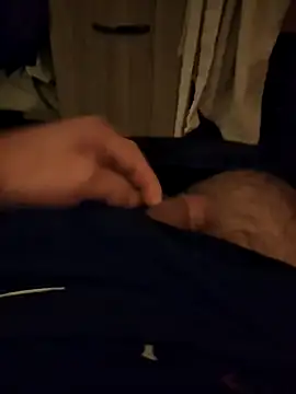 Snapshot of hardlinesex chatting on 11.30.25 hardlinesex online show from 11.30.25