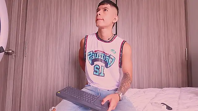 ErosKhaos online show from 02.14.26