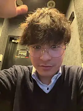 Snapshot of waka3232 chatting on 02.13.26 waka3232 online show from 02.13.26